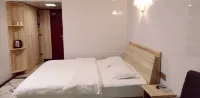Xingbao Hotel Hotels in Baojing County