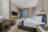 Homeinn Selected Hotel (Shanghai Bund Nanjing Road Pedestrian Street Subway Station)