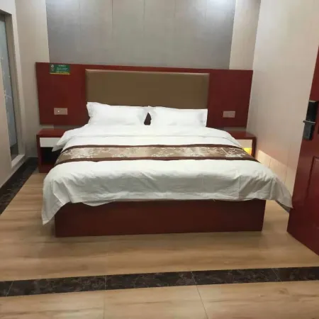 Lu'an Huating Business Hotel