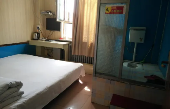 瑪納斯華興快捷賓館