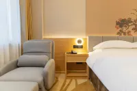 Celebrity XiangYang Hotel Hotels near Railway Culture Palace