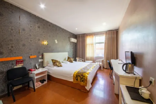 Langxi Tiantian Business Hotel