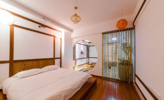 Nanyang Weijianshan Homestay (Railway Station)