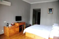 Pingwu Yinxing Hotel