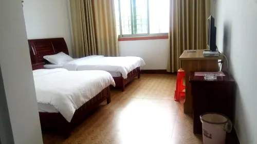 Daxiongshan Longxing Inn