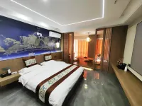 Nineteen home stay