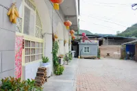 Yan'an Zhao Si Cave Homestay