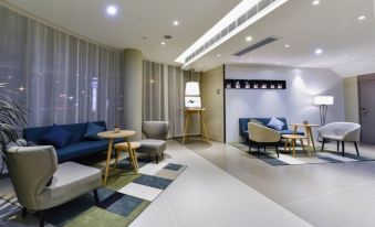 Home Inn Selected (Wuyi Anzhen East High-speed Railway Station)