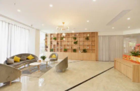 ZhengJi Hotel (Shou County Ancient City Wall Jingrun Plaza)