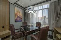 Yuanmou Yuanxing Business Theme Hotel