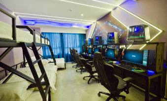 Hami Griffin E-sports Theme Hotel