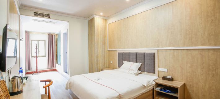 Yuechi Renhe Holiday Hotel Hotels in Yuechi