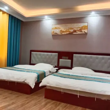 Longquan Business Hotel