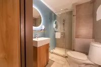 如家飯店（丹東鳳城鳳凰山鳳鏵街店） - 2 星級