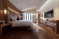 Cang Long Resort Hotels in Luotian County