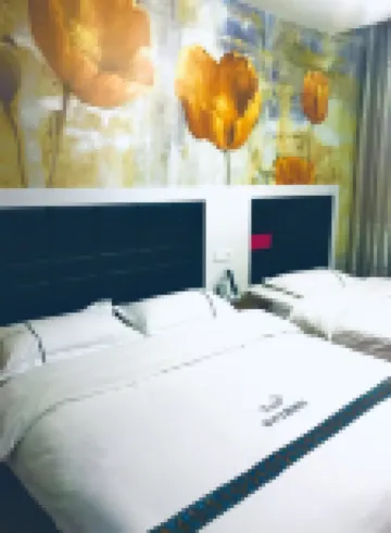 Fangcheng Feite Theme Hotel