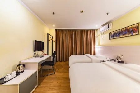 Nuoting Hotel Chain (Shaoguan Centennial East Street Xihe Passenger Transport Terminal) Отели рядом с достопримечательностью «Shaoguan Zhongshan Park»