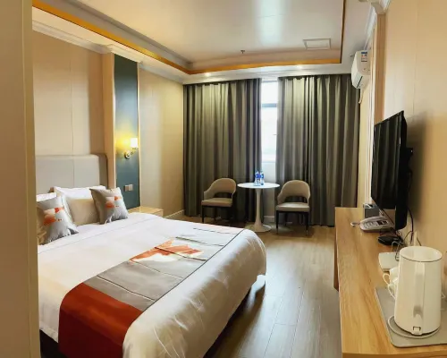 Kaiping Chikan Rugao Hotel - 2-stjärniga
