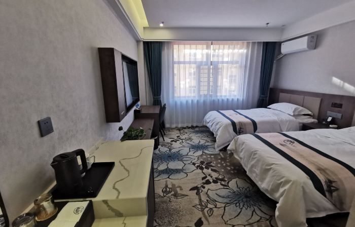 Fengzhen Shunyuan Business Hotel