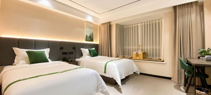 GreenTree Inn Express Hotel((Hebi East Station Store) Hotels in Hebi