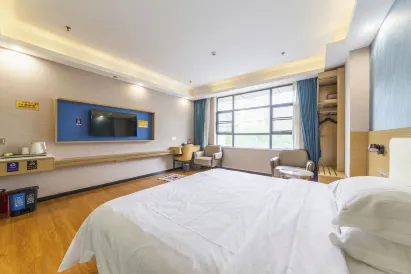 Guangzhou Longjin Hotel (Ximenkou Subway Station, Shangxiajiu Pedestrian Street)