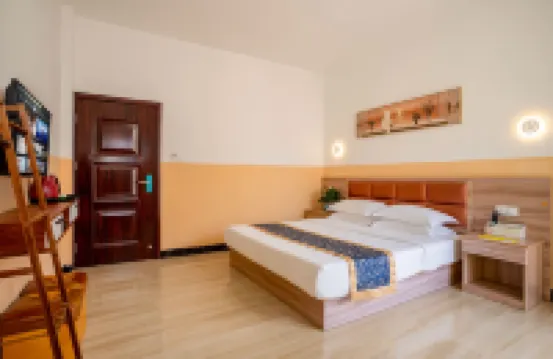 Beihai Qichi Homestay (Yintan Branch)