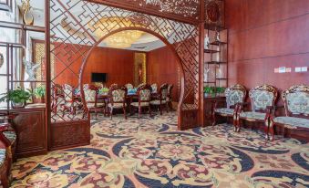Dongpeng Holiday Hotel