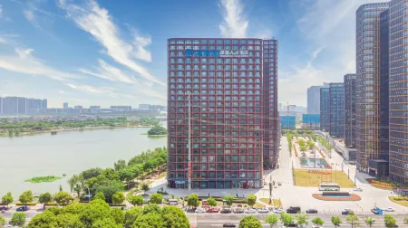 南京九龍湖金陵嘉辰ホテル（九龍湖地下鉄駅）