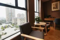 Haiyan Baimei Hotel - parcheggio