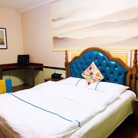Tai He HuaBao Hotel