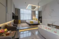 Xiyue Hotel (Guang'an South Railway Station)