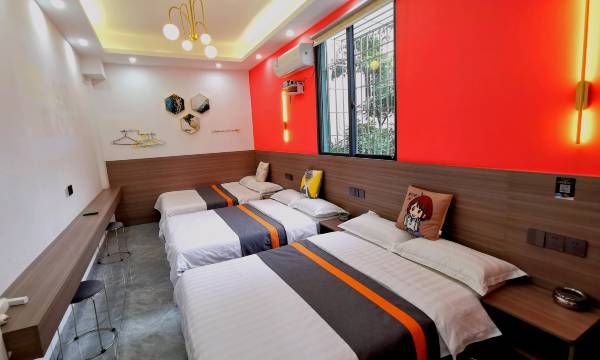 Xiamen Poxia Renjia · Yijia Inn