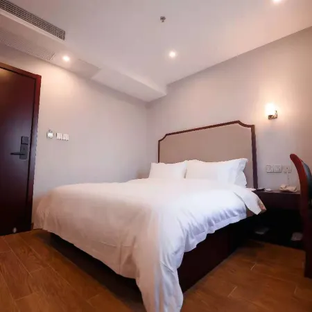Xingyuan Holiday Hotel