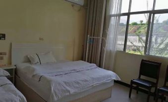 Hefeng Tiantian Hotel