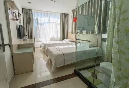 Qinggil Aijia Express Hotel Отели рядом с достопримечательностью «Qinggeli Wolf Mountain Scenic Area»