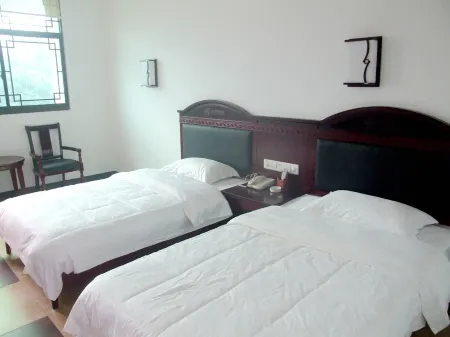 Anhuadong Fukuangguan Отели рядом с достопримечательностью «Chama Ancient Path Scenic Area»