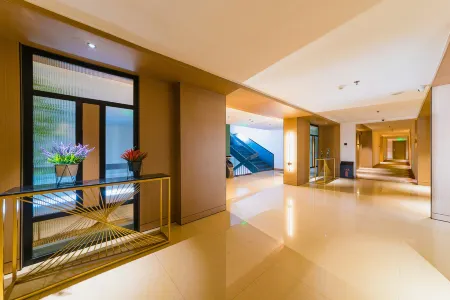 Shengjia Hotel (Huanghua People's Park Xinyulou Shopping Center Branch) Отели рядом с достопримечательностью «Bohai Polytechnic Vocational College»