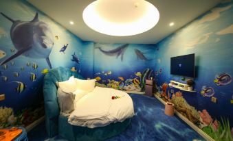 Fun Holiday Theme Hotel (Zhongning Hengchen Century Commercial Plaza)