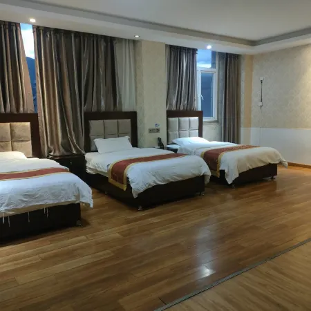 Luhuo Longyang Hotel