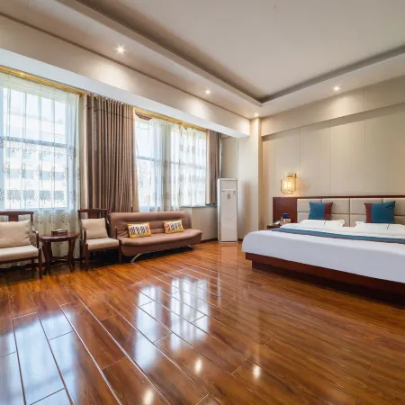 Jinggu Xianghe Hotel