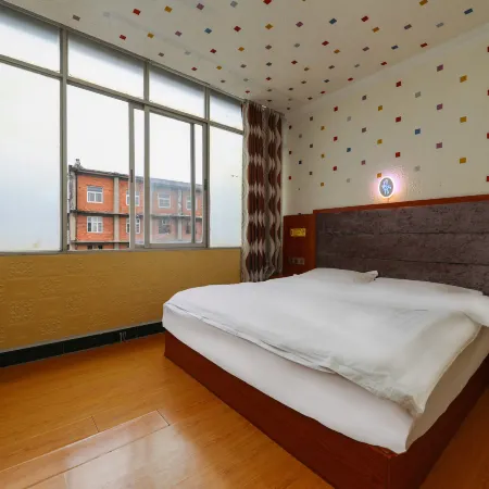 Tonghai Dongtai Hotel