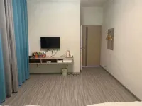 Fukelai Homestay (Huangchuan Qiming Zhongxue)