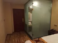 六盤水凱博飯店 六盤水東站附近的飯店