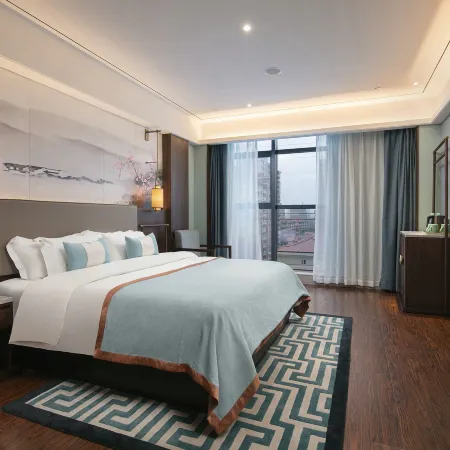 TILL BRIGHT Hotel (Shaoyang High-Speed Railway Station Daxiang District Government)