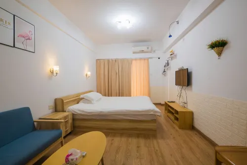 Shangru Hotel (Fuzhou Sanfang Qixiang Branch) - 2 ดาว