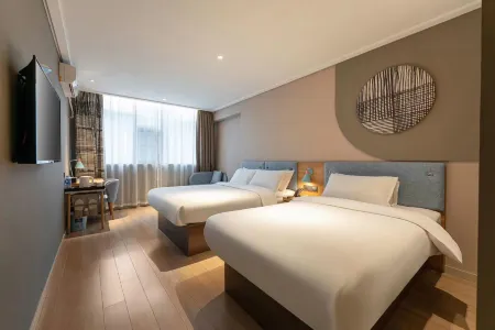 Homeinn · neo (Xiamen Sports Center Yuxiu East Road Subway Station)