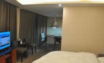 Lujiang Luping Business Hotel