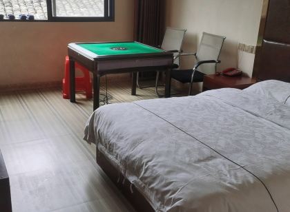 Wanzai Weiyang Business Hotel