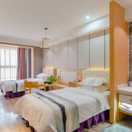 Kunlun Leju Business Hotel (Xinxiang Huixian)