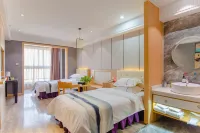 Kunlun Leju Business Hotel (Xinxiang Huixian) - parkir